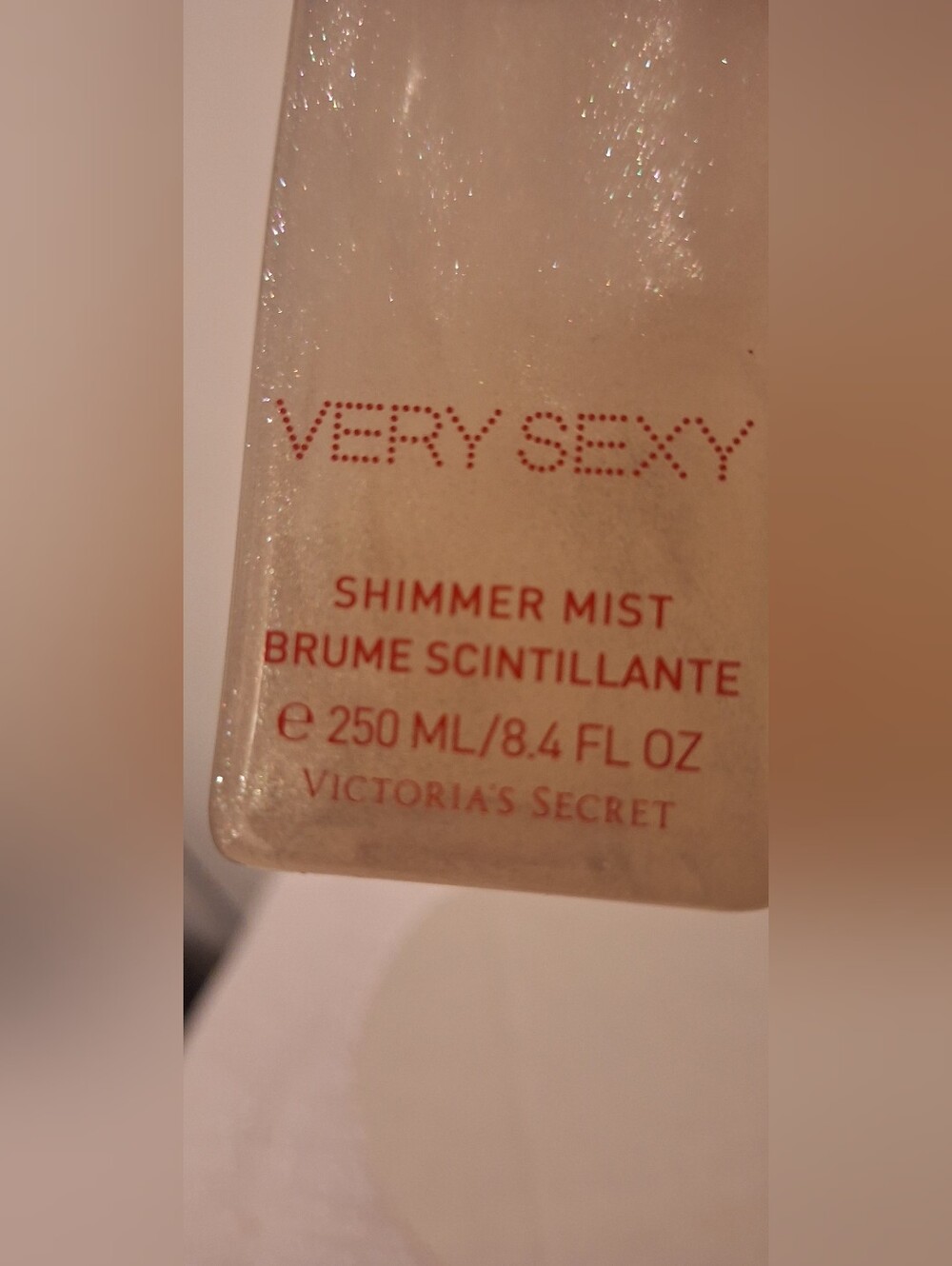 Victoria's Secret Very Sexy Shimmer Mist — Pearl/Sheer White - Picture 6 of 6
